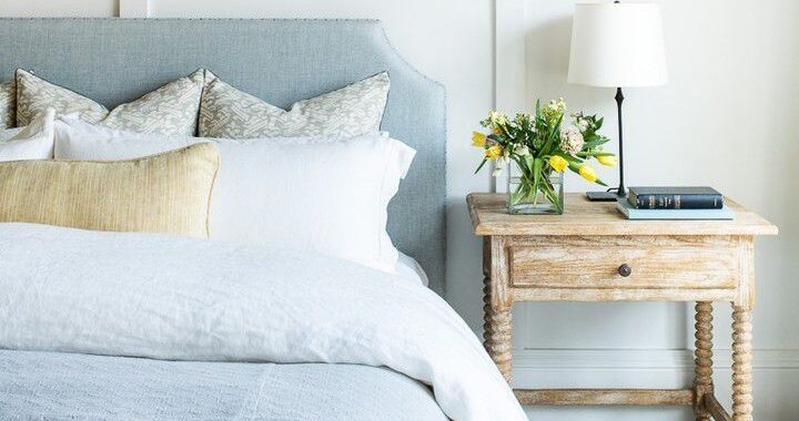 17 Strategies to Improve With Delicate Blue in a Mattress room