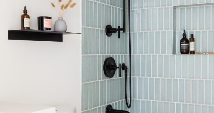 22 Biggest Small Bathroom Group Ideas